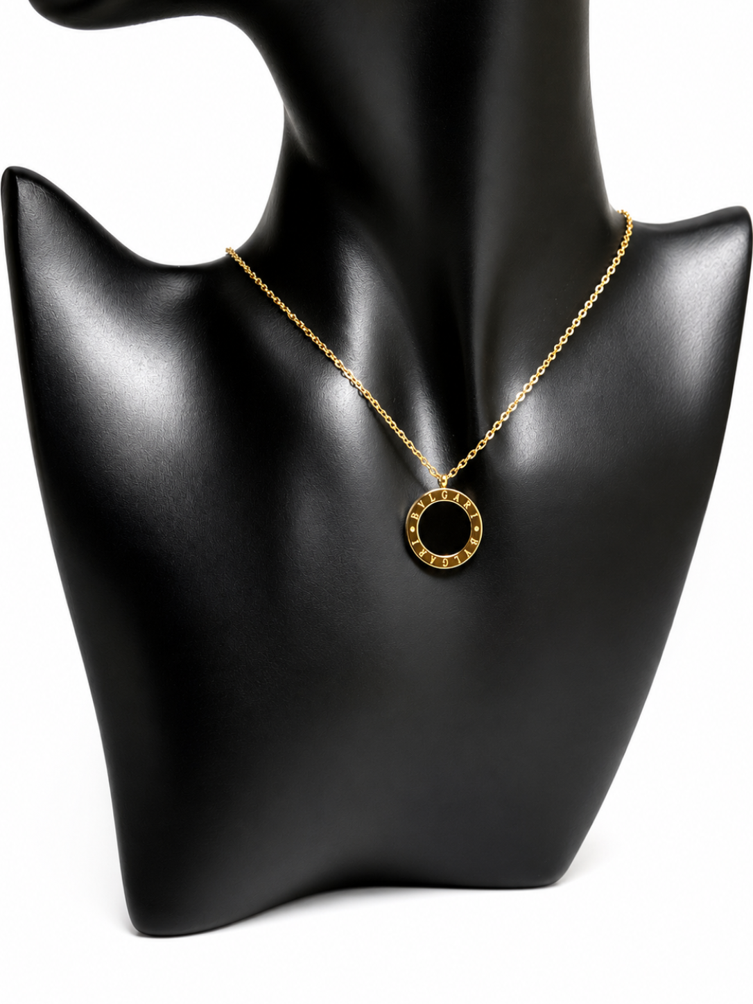 Timeless Roman Pendant Necklace